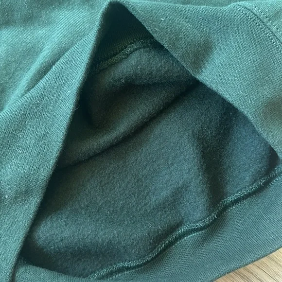 Dark green “Believer” sweatshirt never worn - Picture 4 of 5